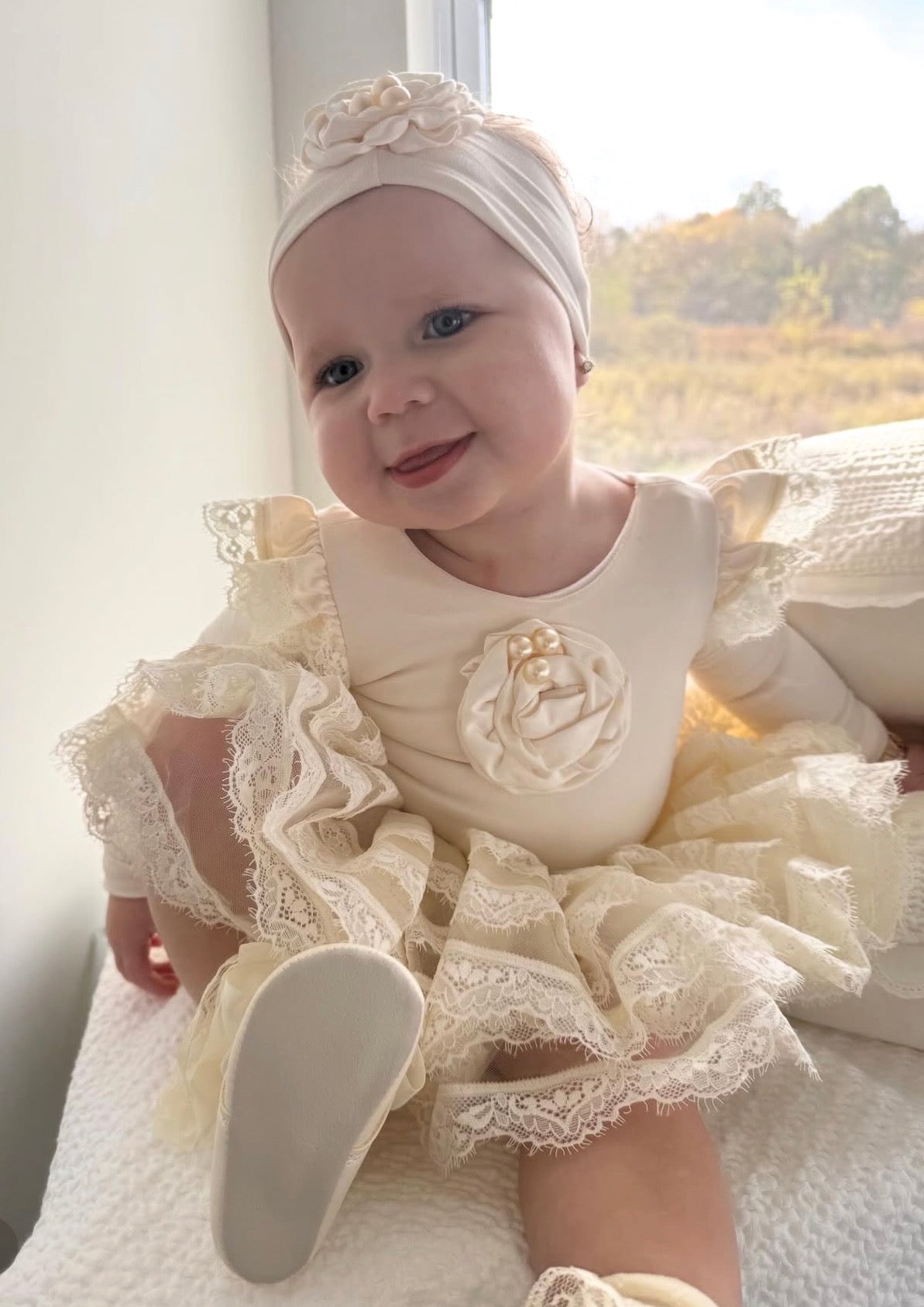 Darling in Lace – Ivory Celebration Ensemble ✨👑