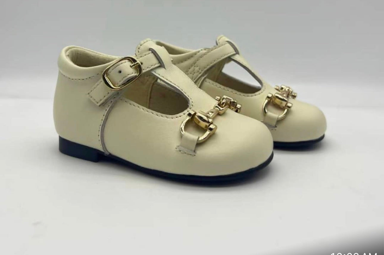 The DBELS Classic Ivory Horse Bit Shoe 26=10US