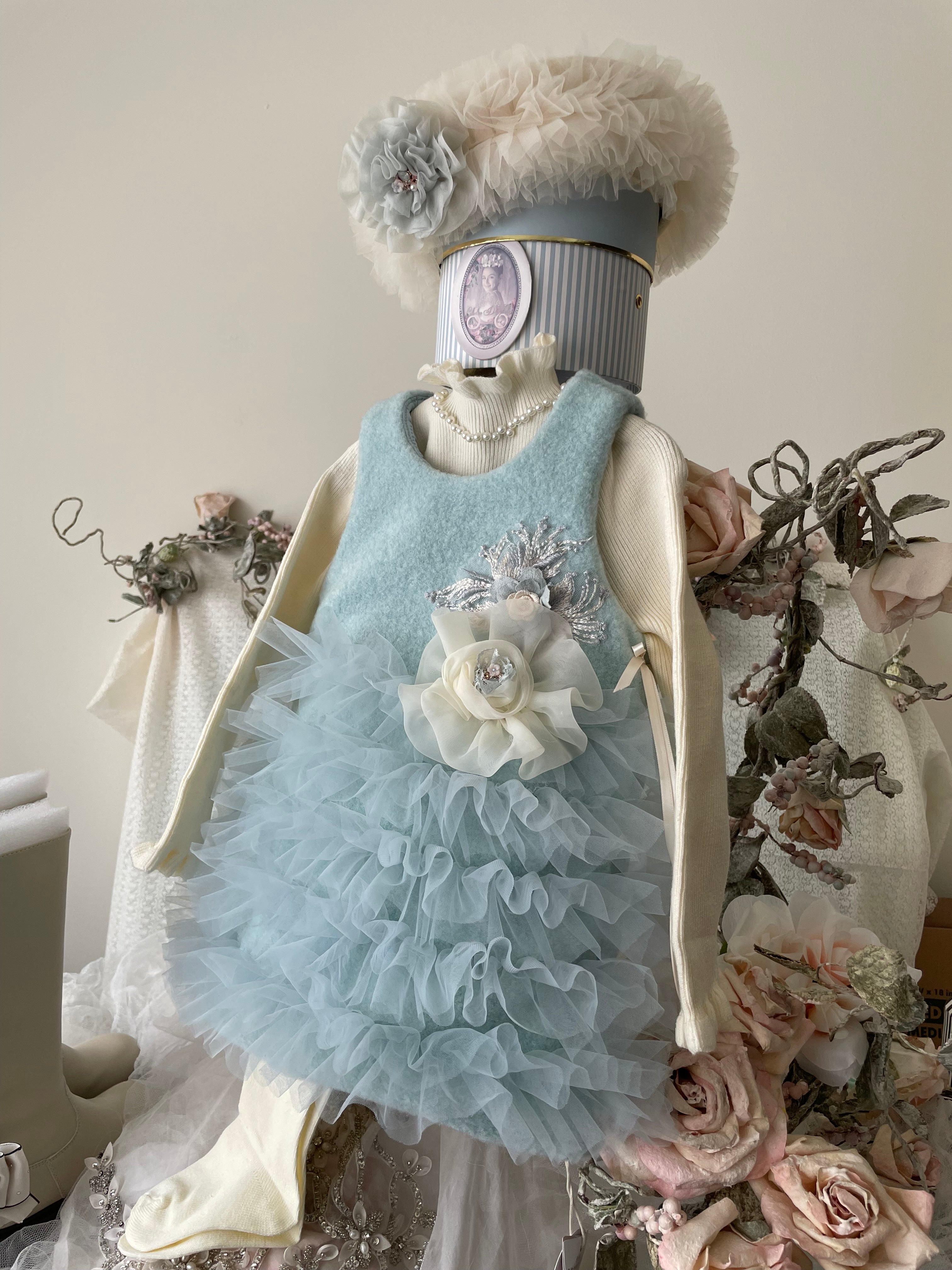 Collection D-Alli The True Blue ensemble