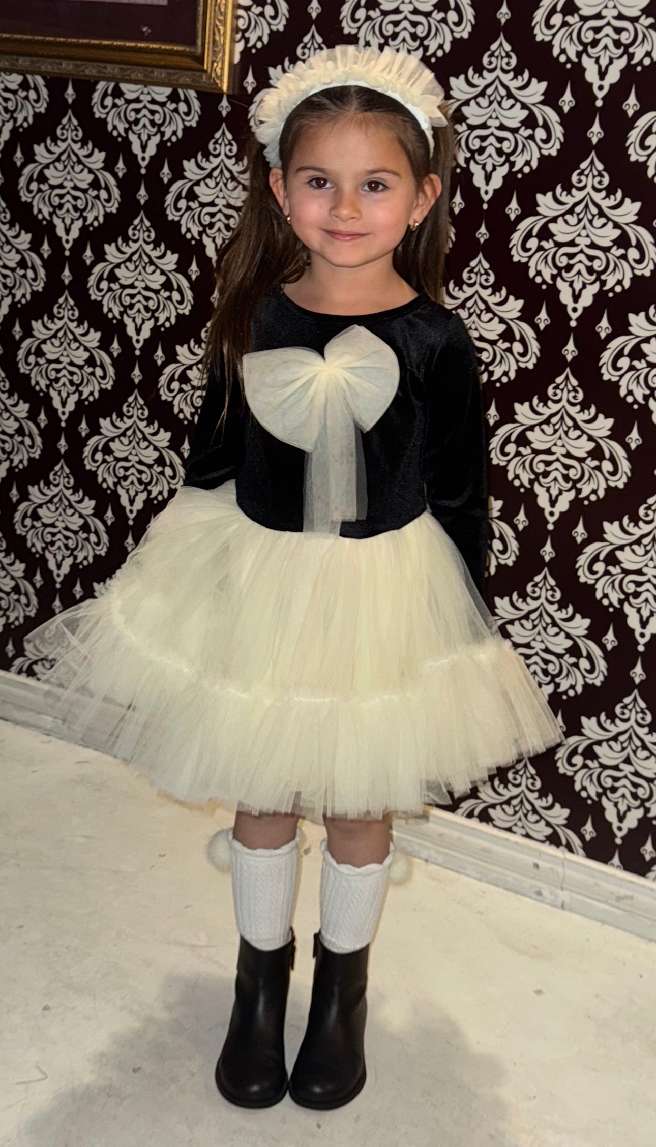 ✨ Darling in Ink & Ivory ✨