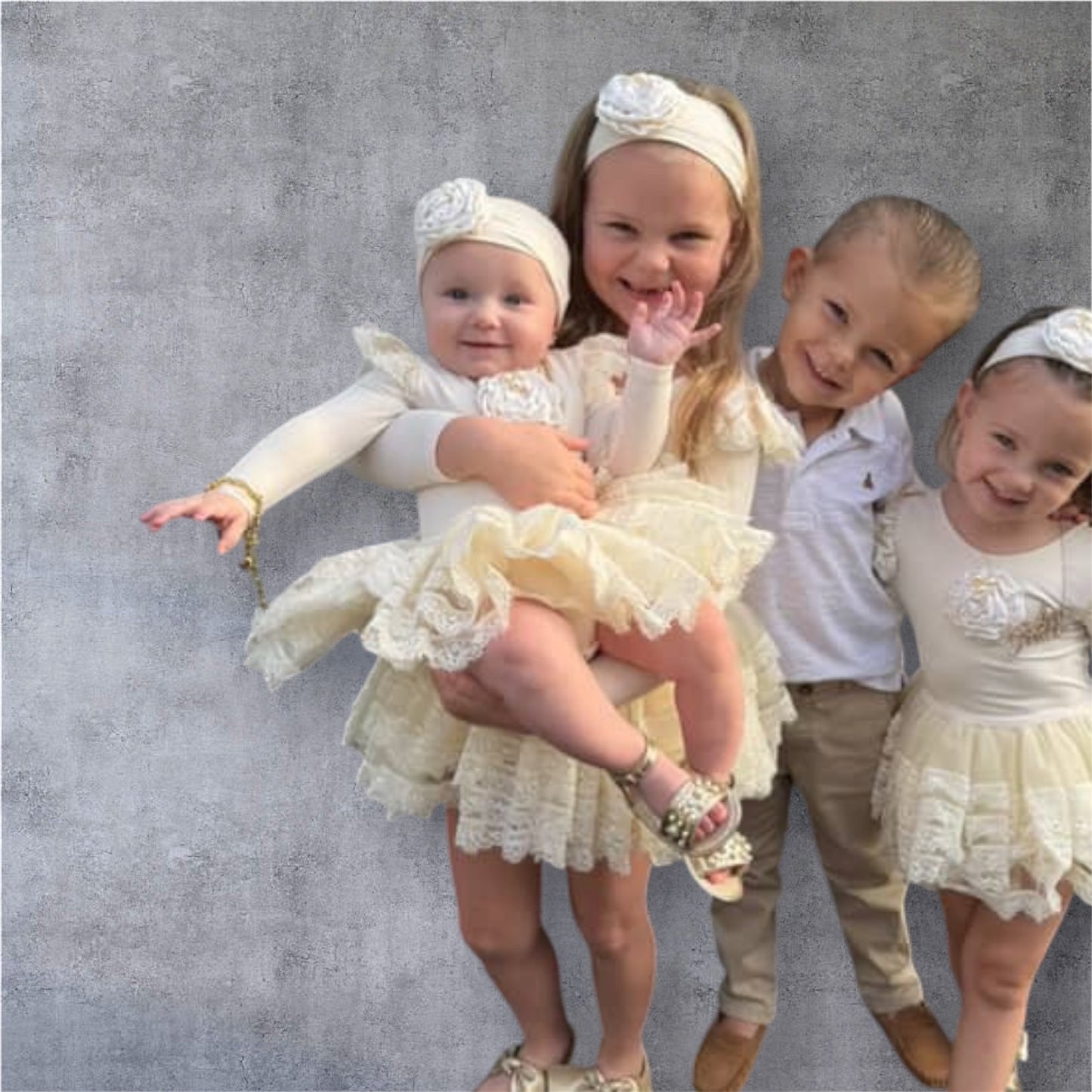 Darling in Lace – Ivory Celebration Ensemble ✨👑