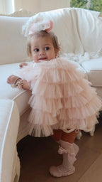 🎀 Fancy Pink Frosty – Holiday Edition