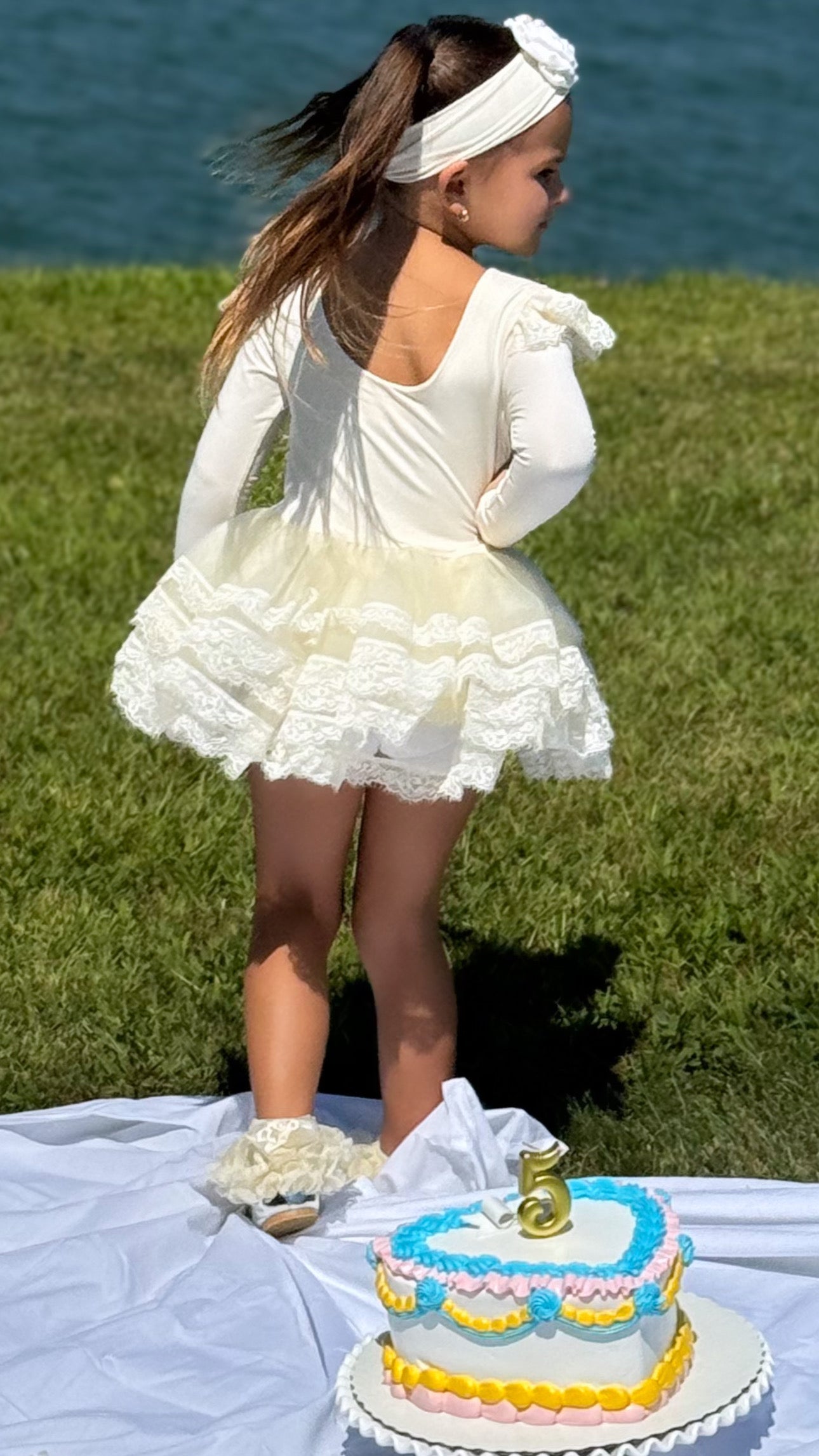 Darling in Lace – Ivory Celebration Ensemble ✨👑