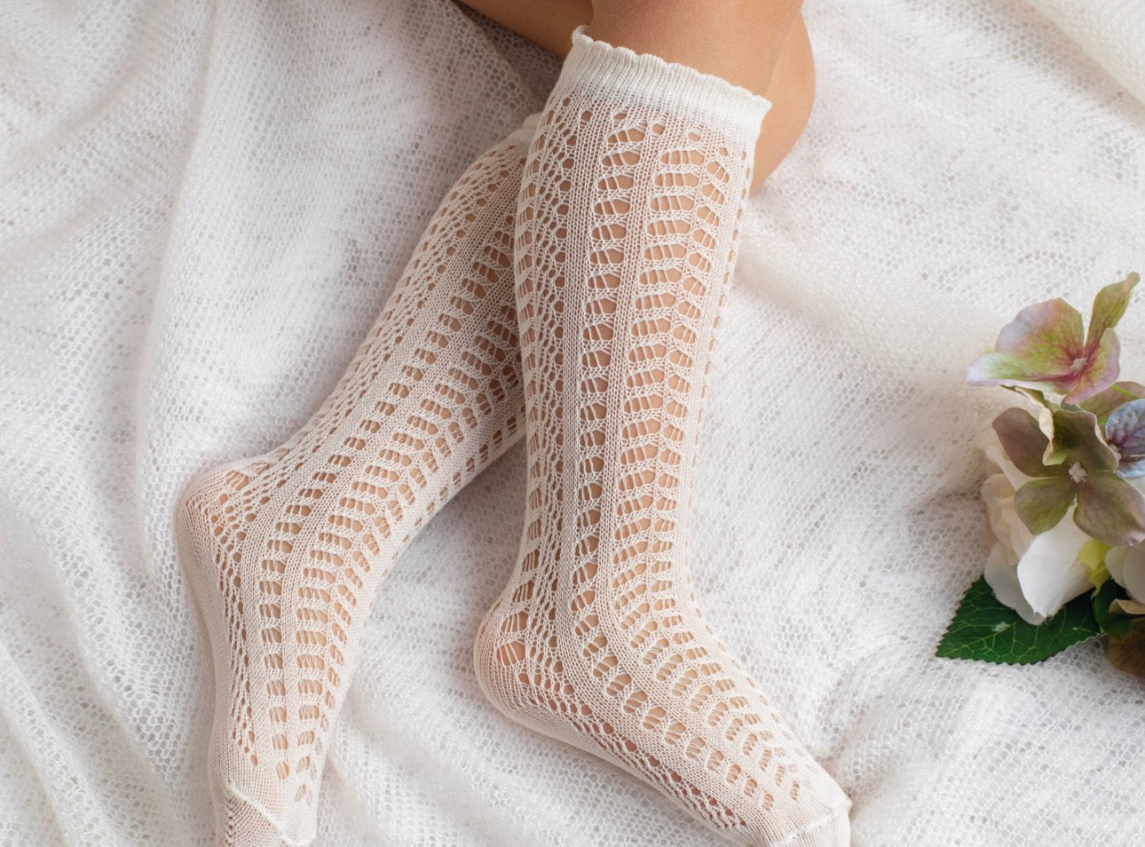 Pearl Openwork Lace Knee-High Socks