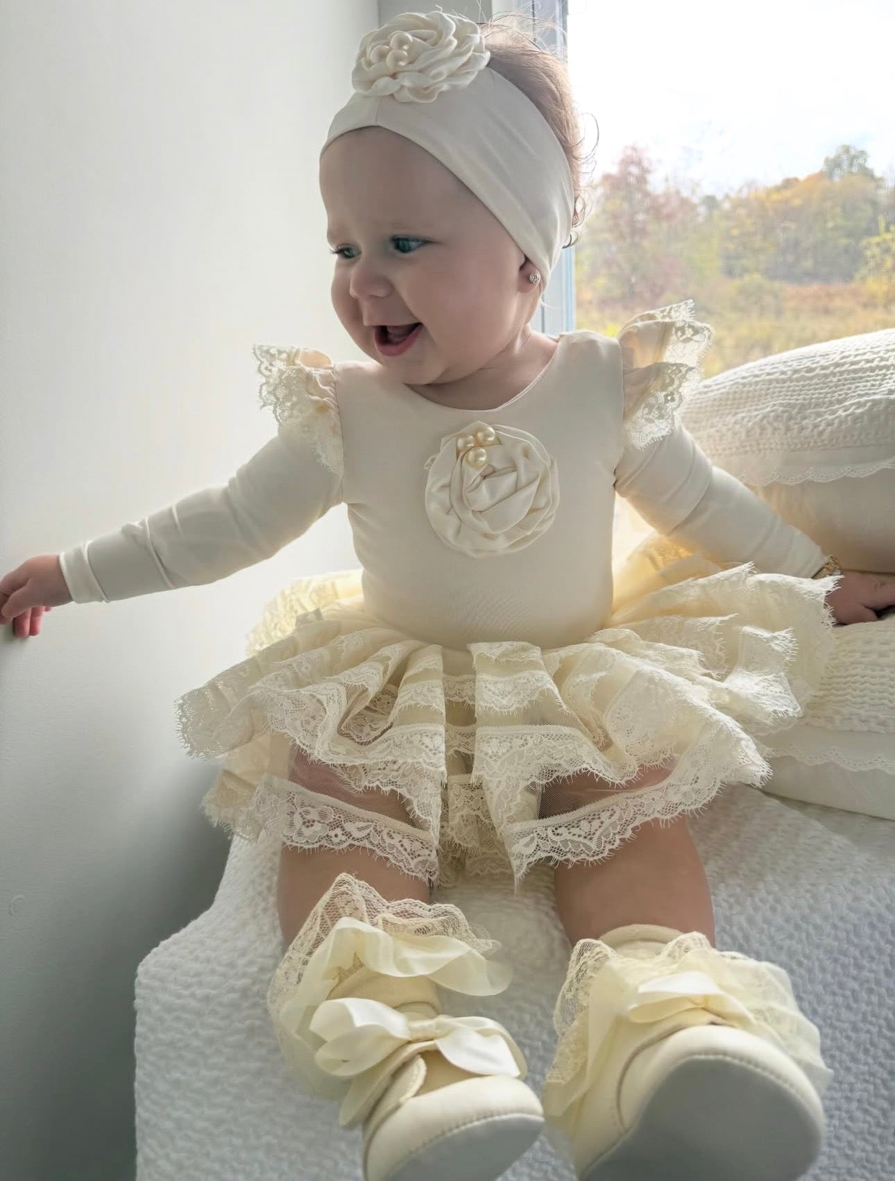 Darling in Lace – Ivory Celebration Ensemble ✨👑