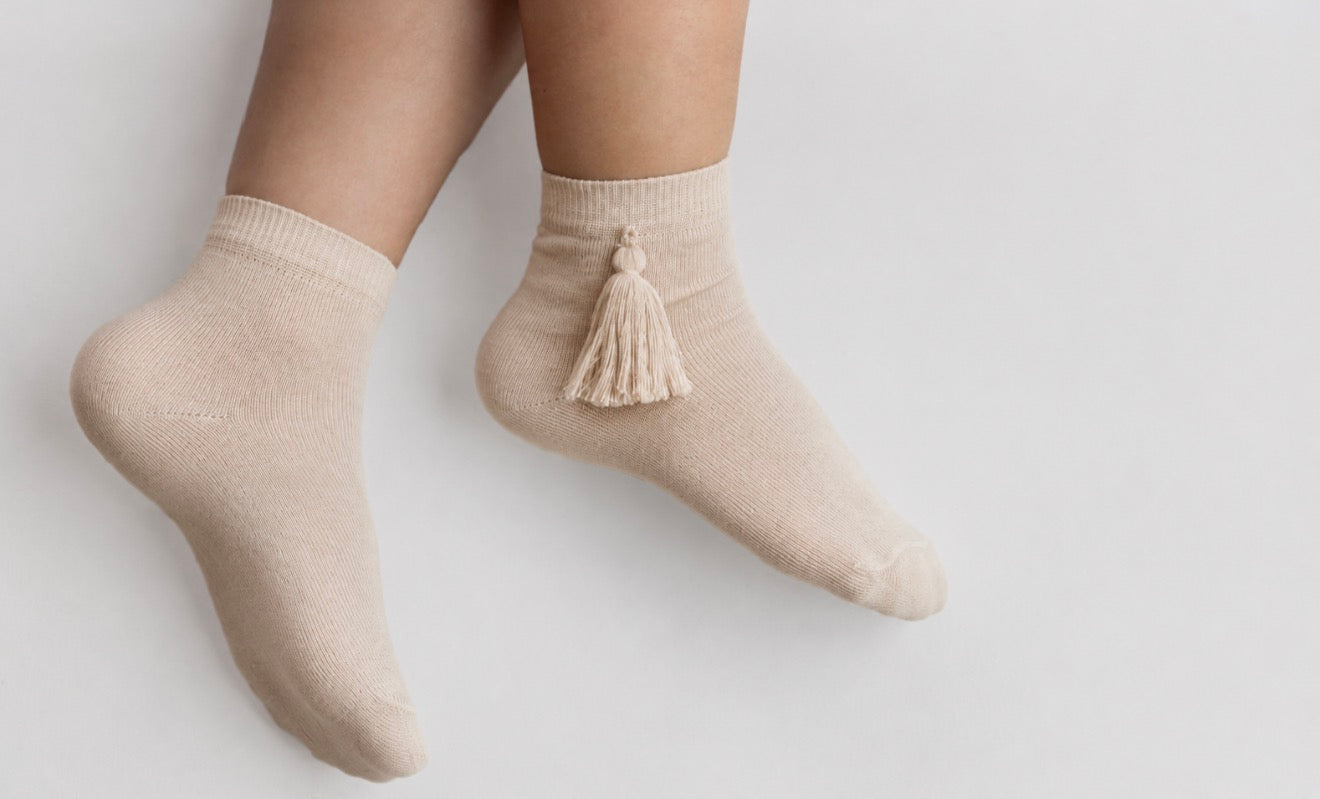 Meia Pata Tassel Ankle Socks-Beige
