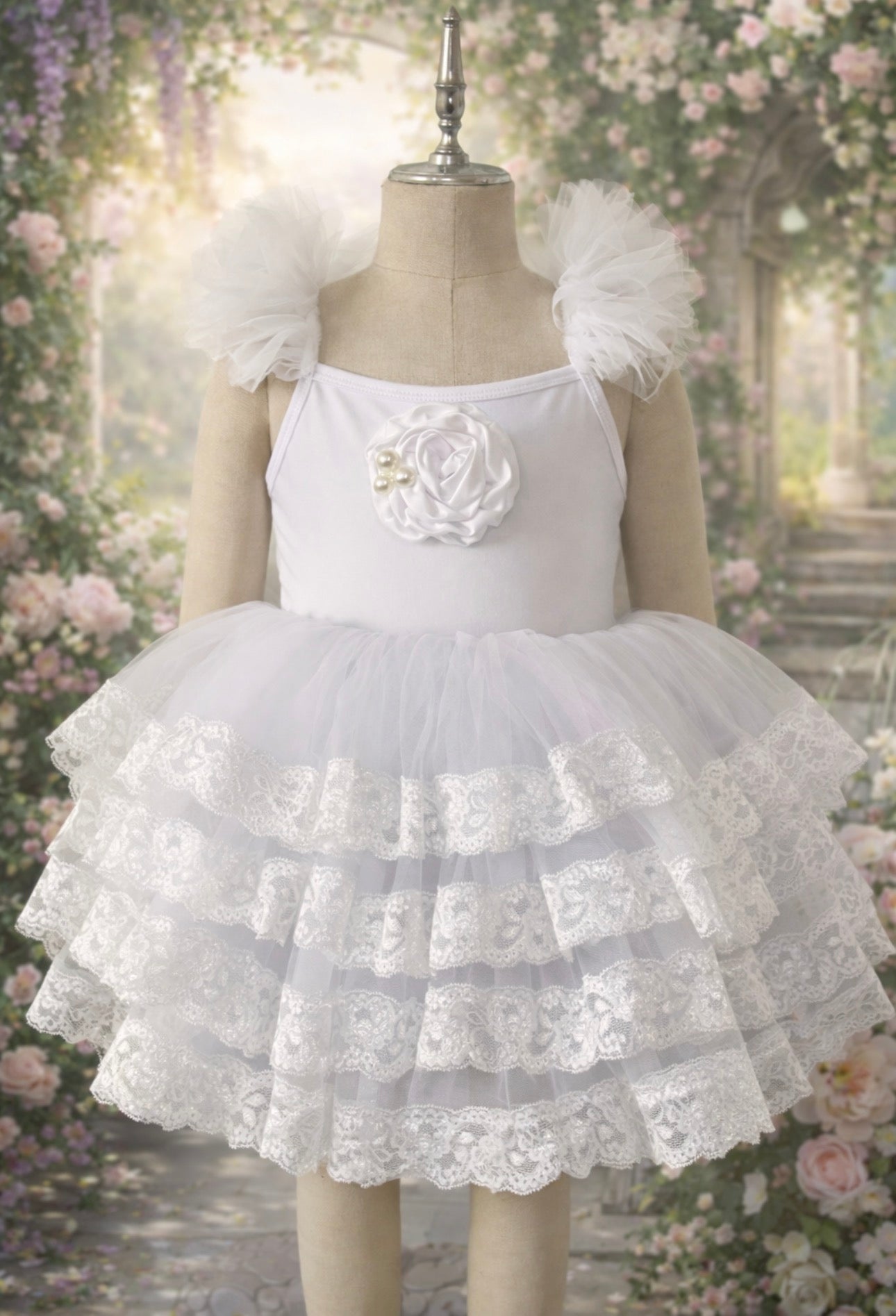 The Darling in White 🤍