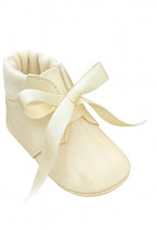 Gloss & Bow Baby Booties – Cuquito Collection