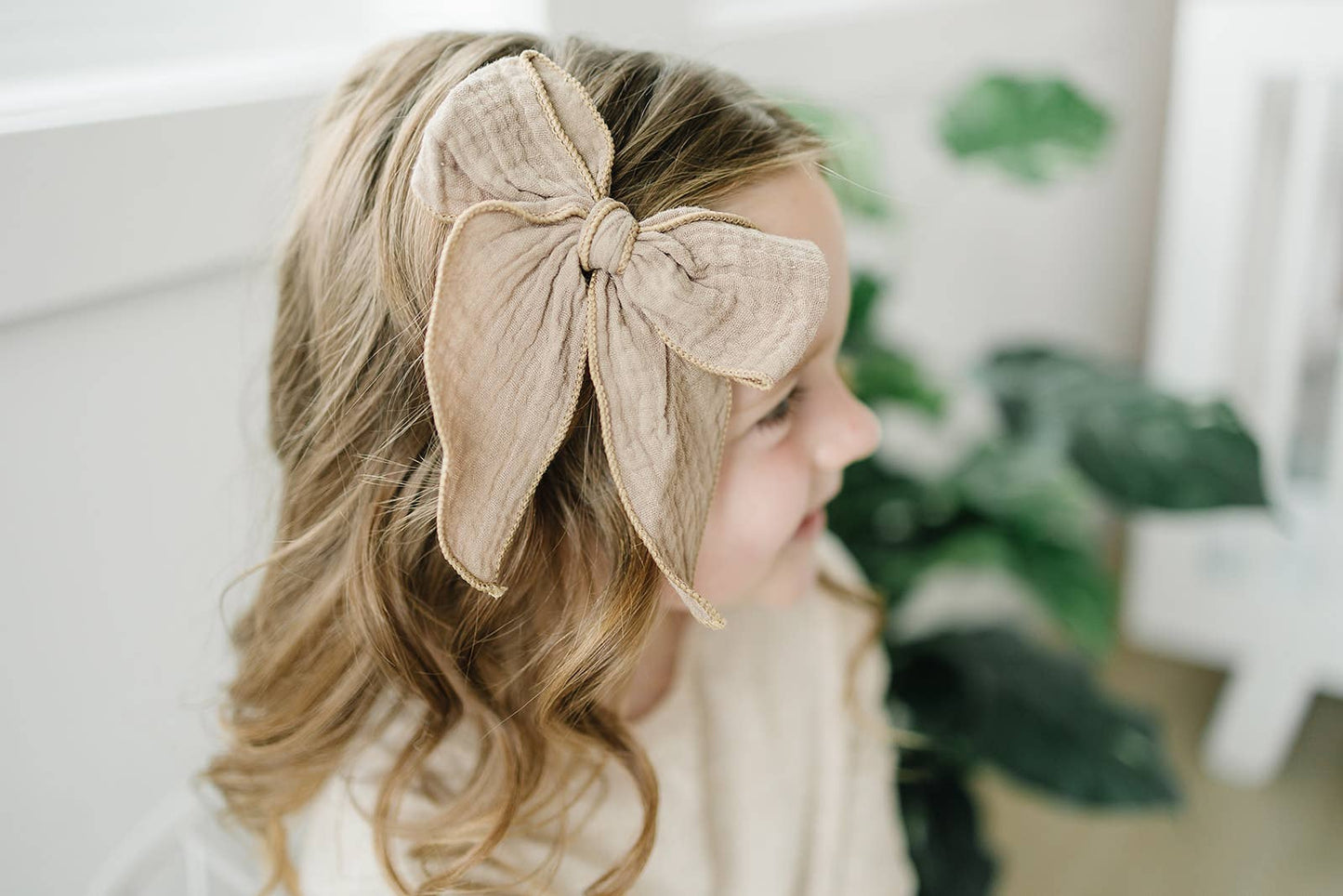 Large Gauze Linen Hair Bow