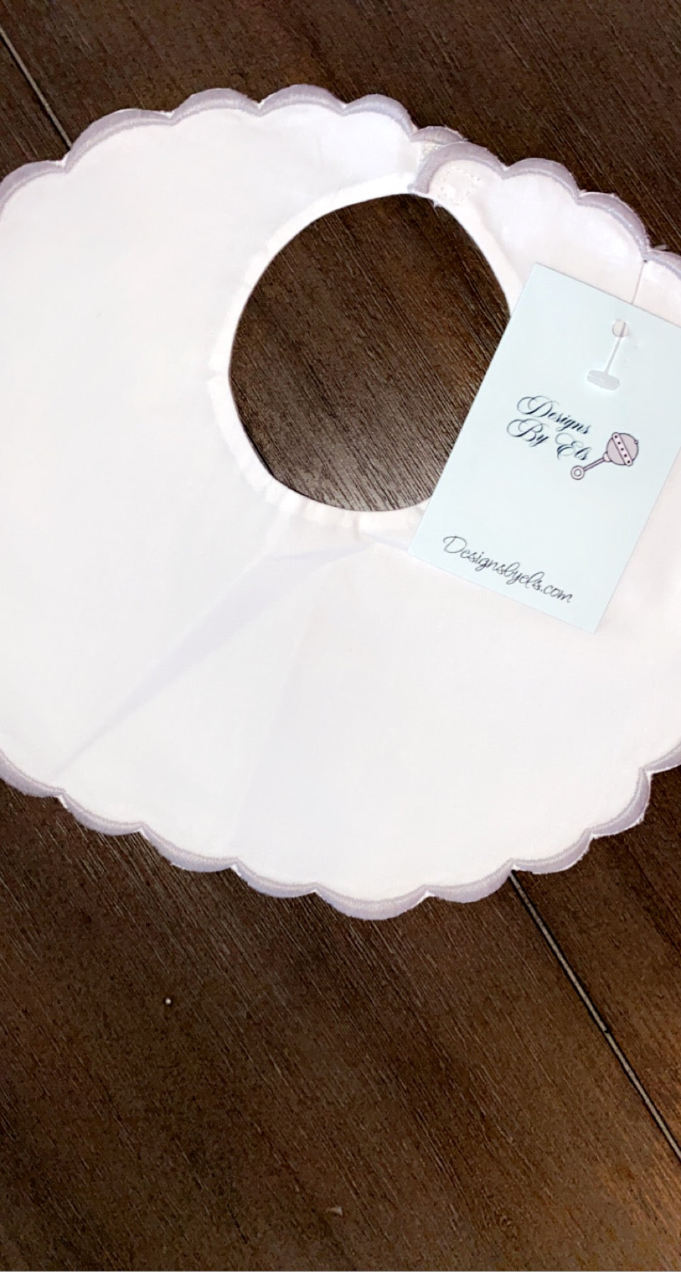 Scalloped Baby Bibs