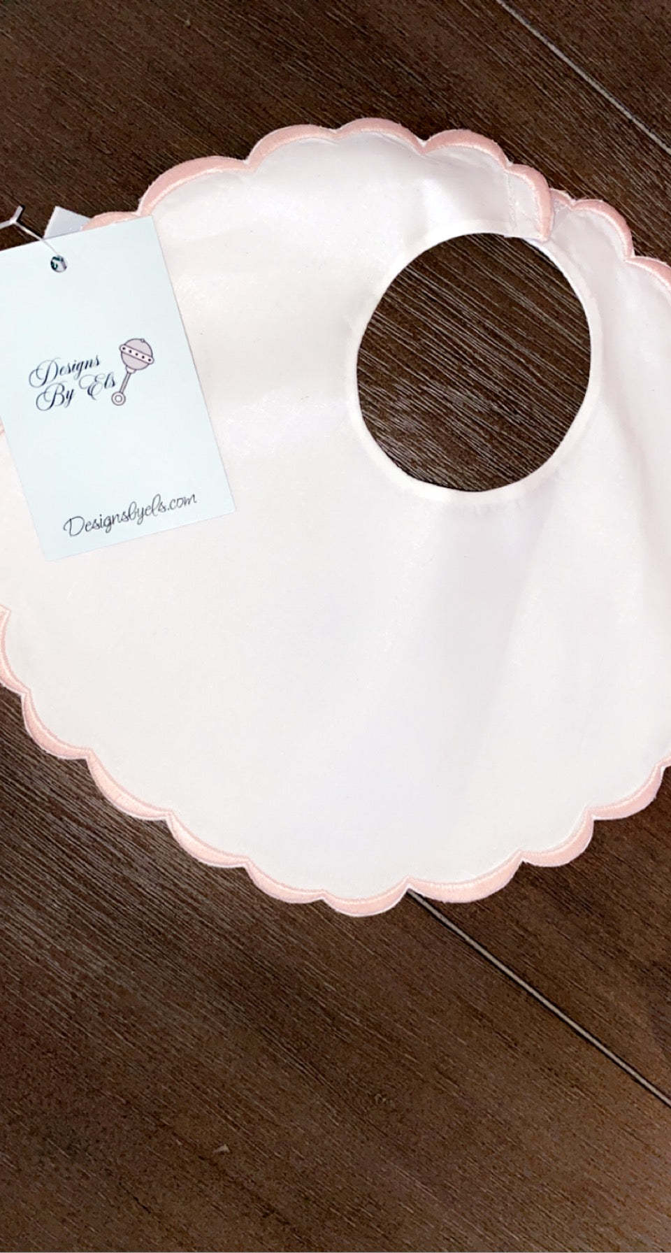 Scalloped Baby Bibs